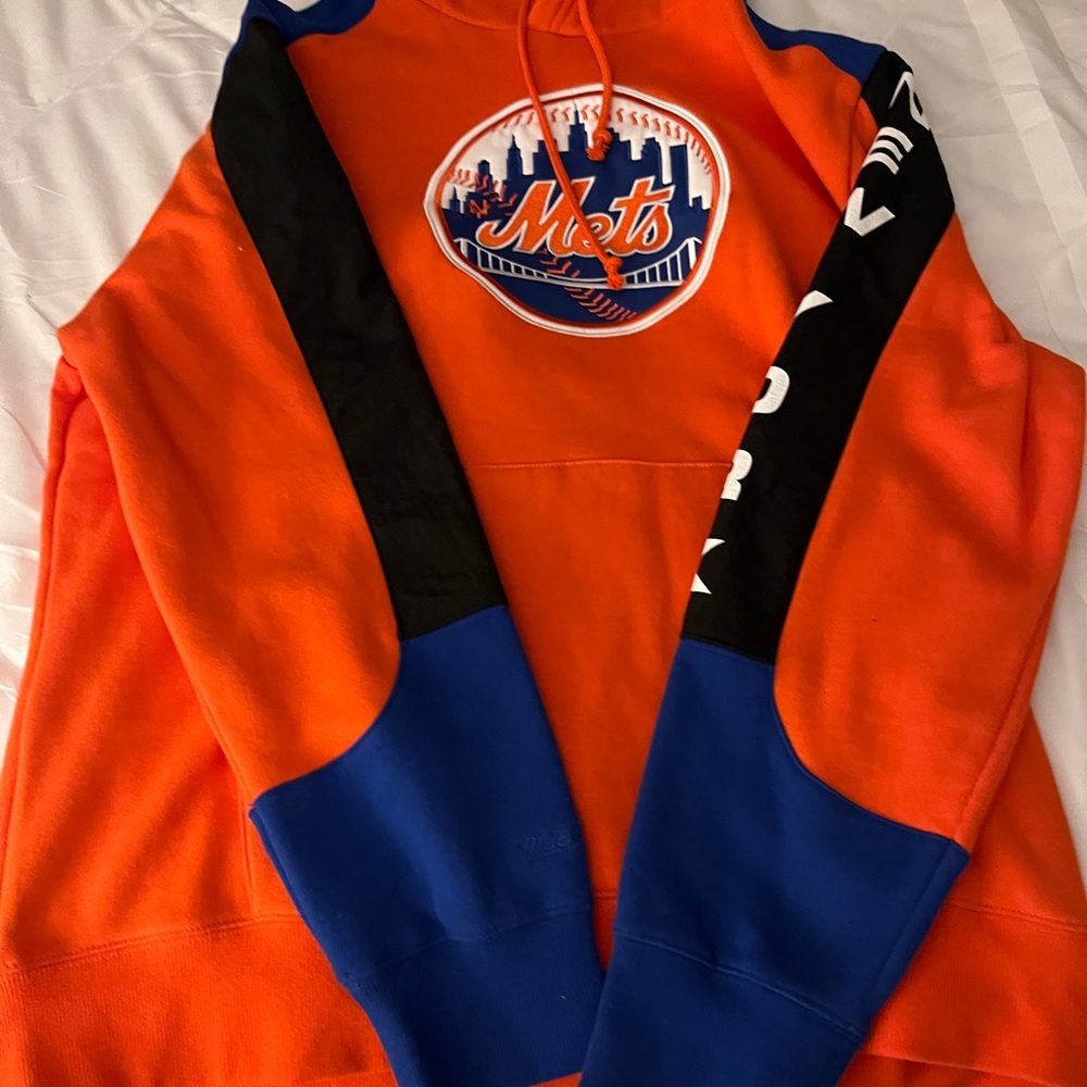Beautiful Orange and Blue Mitchell & Ness NY Mets Hoodie